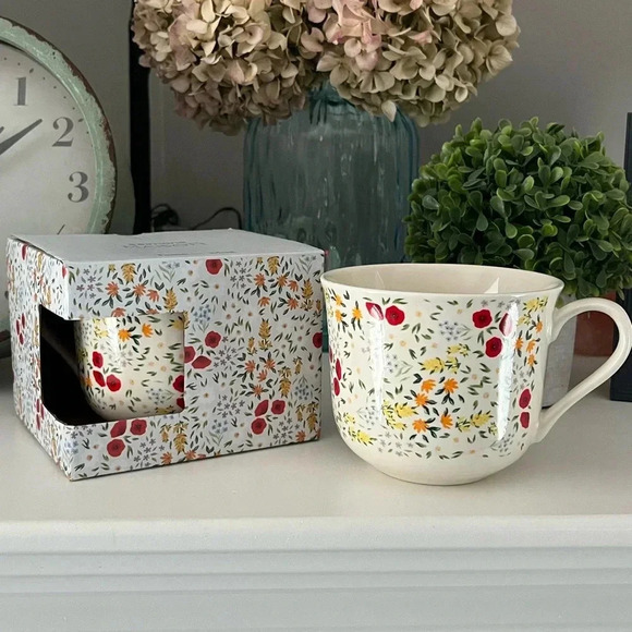 Simons Maison Set of Two Floral Pattern Porcelain Mugs - Picture 6 of 8